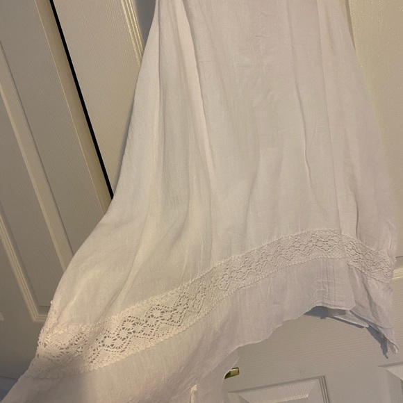 White linen dress - Picture 4 of 4
